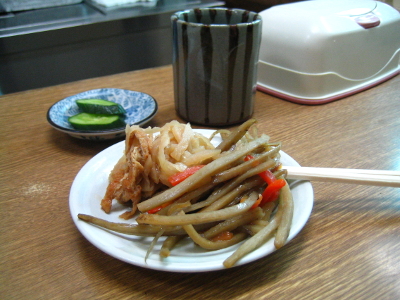 cooked burdock roots